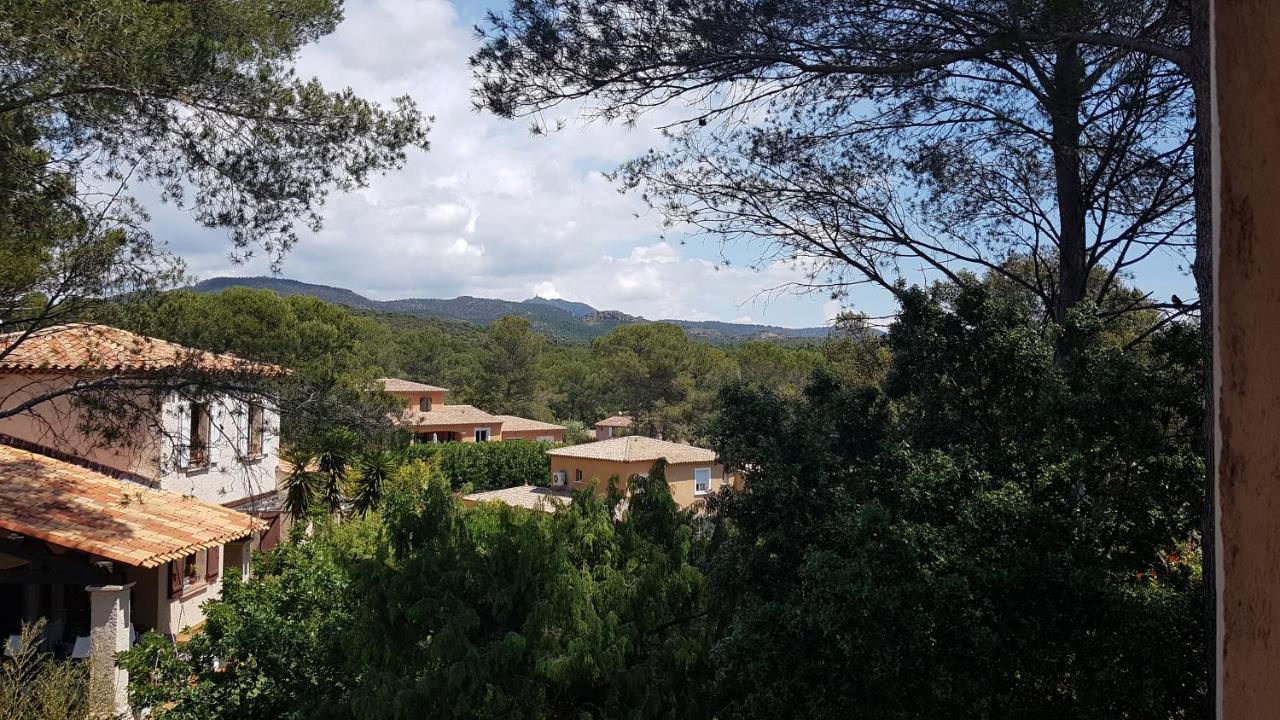 Bed & Breakfast D Hotes De La Louve *