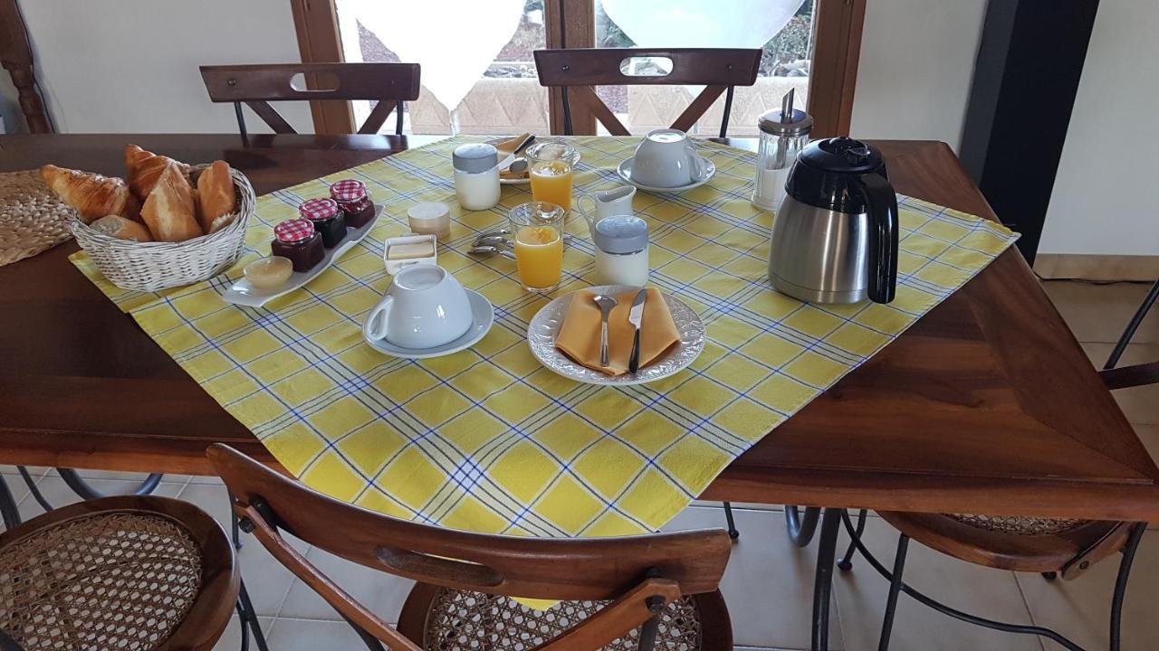 Bed & Breakfast D Hotes De La Louve Frejus