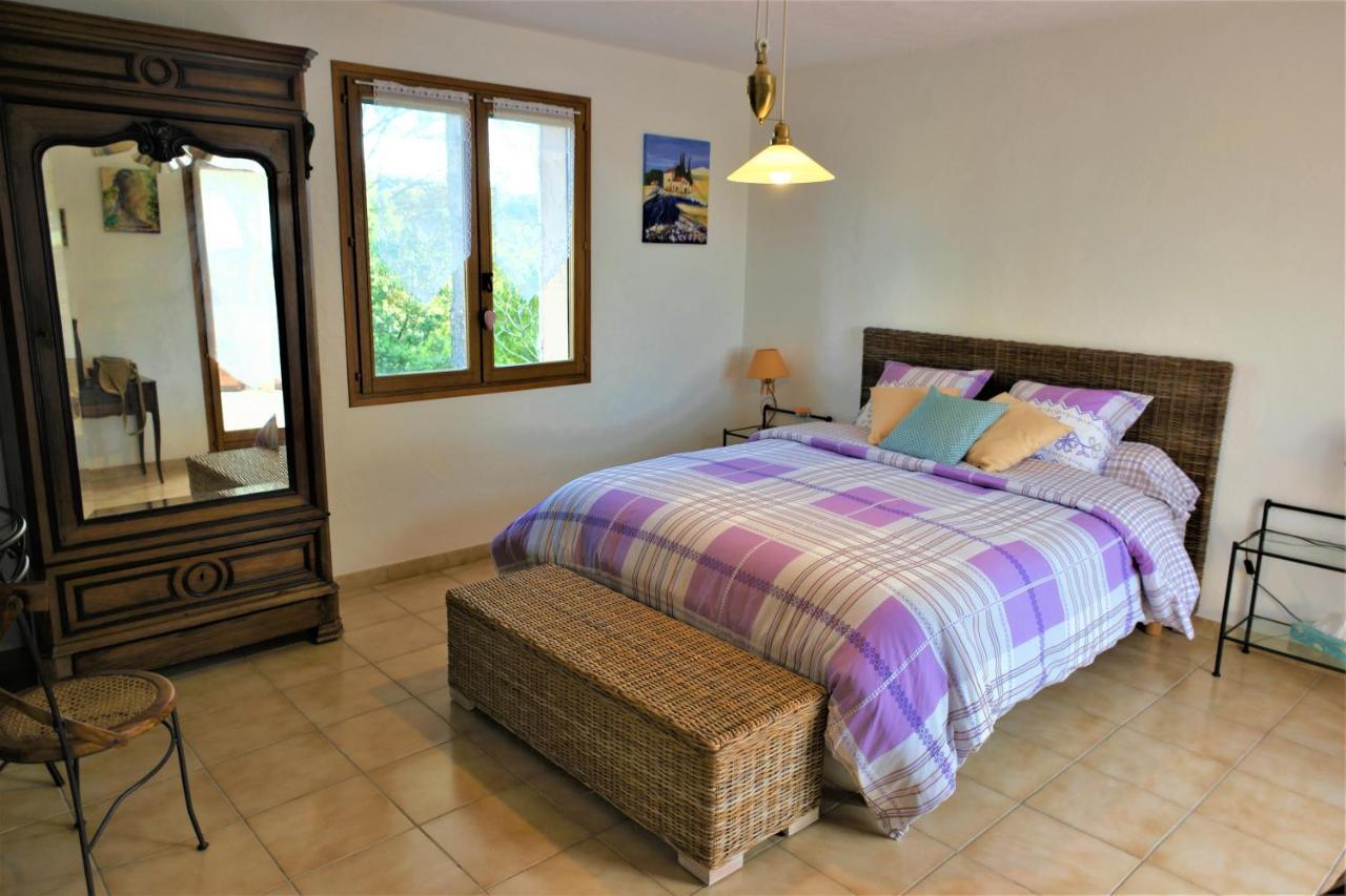 Bed & Breakfast D Hotes De La Louve